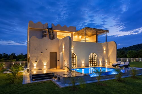 Belvedere Villa | Chic 4-BHK Retreat with Pool, Bar & Landscaped Garden – 4 bedroom villa in Jaipur, Rajasthan