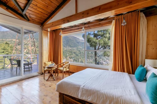 Cottage on the Lake – 4 bedroom villa in Bhimtal, Uttarakhand