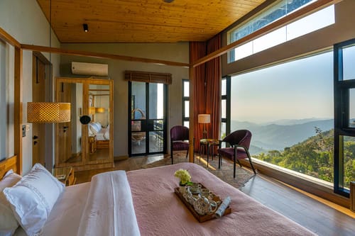 Sukh @ Nivriti W/ Heated Outdoor Pool – 3 bedroom villa in Kasauli, Himachal Pradesh