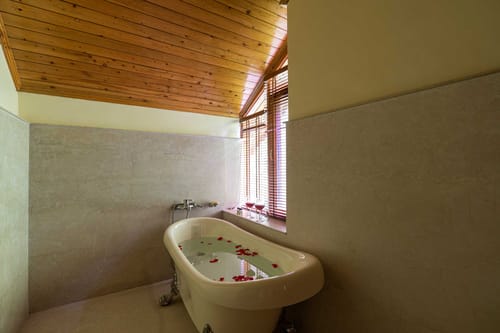 Family Chamber @ The Imperial Estate – 2 bedroom villa in Manali, Himachal Pradesh