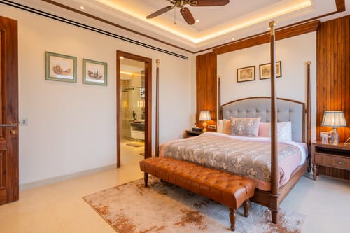 The Royce Orchid | Pet-friendly 4-BHK Hilltop Villa With Jacuzzi, Steam Room, Private Pool & 360° Hill Views – 4 bedroom villa in Kasauli, Himachal Pradesh