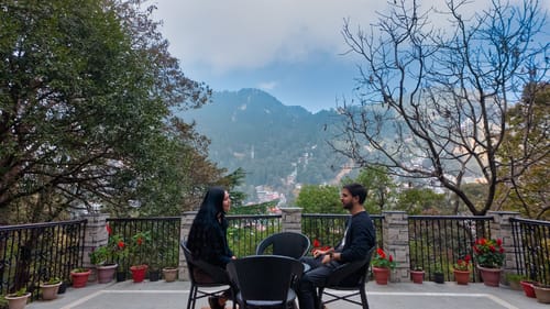 The Hive Cottage | Serene 9-Rooms Hillside Resort With Suites, Restaurant, & Outdoor Seating | Ample Parking – 9 bedroom villa in Nainital, Uttarakhand