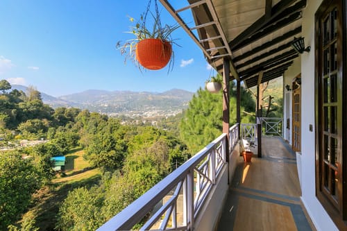 Cottage on the Lake – 4 bedroom villa in Bhimtal, Uttarakhand