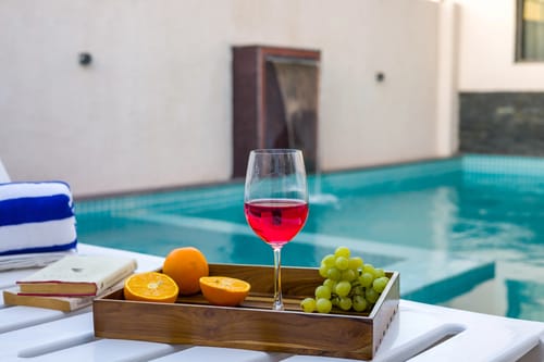 Parvam Retreat | Charming Pet-friendly 2-BHK Villa With Private Pool, Garden, Terrace & Aravali Hill Views – 2 bedroom villa in Udaipur, Rajasthan