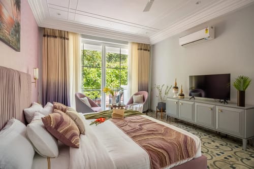 Suntuarios Casa Ikkebana | 4-BHK | Pvt Pool | Jacuzzi | Bar – 4 bedroom villa in North Goa, Goa