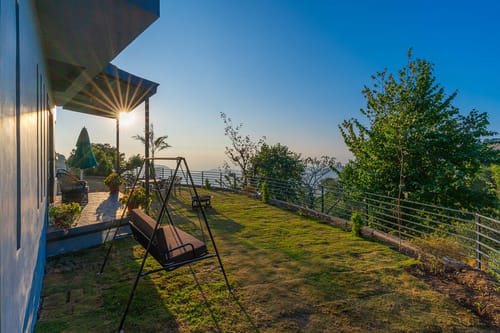 Sukh @ Nivriti W/ Heated Outdoor Pool – 3 bedroom villa in Kasauli, Himachal Pradesh
