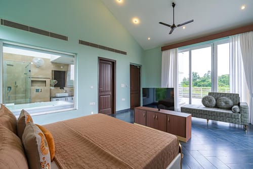 Serenity Farms w/ Pool – 5 bedroom villa in Delhi-ncr, Haryana