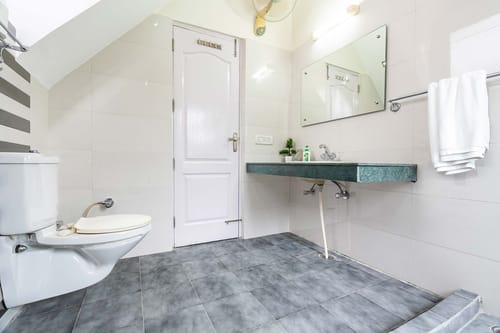 Sunset Ridge – 2 bedroom villa in Kasauli, Himachal Pradesh
