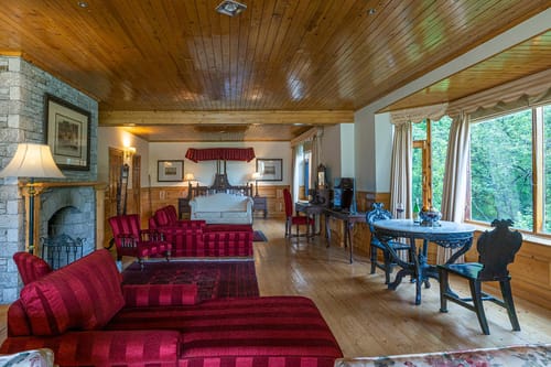 Family Chamber @ The Imperial Estate – 2 bedroom villa in Manali, Himachal Pradesh