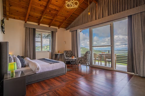 Trio’s Top | 1 Pet-friendly Room with Valley views, Garden & Balcony – 2 bedroom villa in Mukteshwar, Uttarakhand