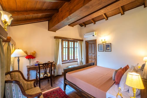 Snowdrop House – 5 bedroom villa in Manali, Himachal Pradesh