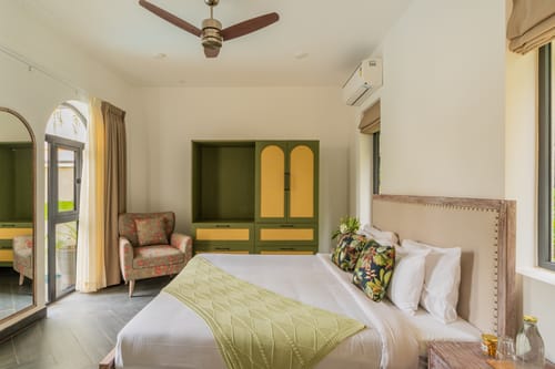 BellaVie | 3-BHK Villa With Private Pool & TV Lounge Area In A Gated Complex – 3 bedroom villa in North Goa, Goa