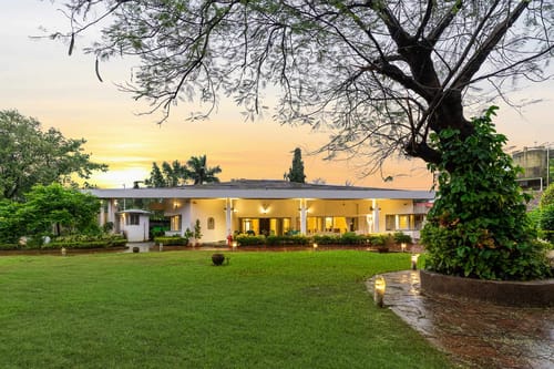 The SoraGlen – 5 bedroom villa in Lonavala, Maharashtra