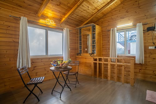 The Urban Escape Harmony | Hillside Duplex Family Cottage With Views Near Trekking points – 2 bedroom villa in Bhimtal, Uttarakhand