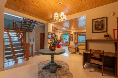 6 Rooms @ Tulip Terraces – 6 bedroom villa in Manali, Himachal Pradesh