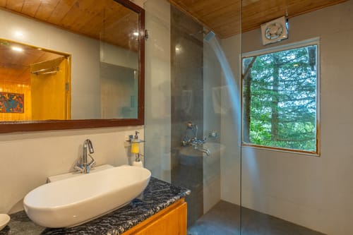 Chalet Rushli - Kanatal – 7 bedroom villa in Mussoorie, Uttarakhand