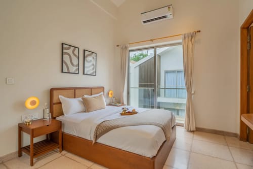 Mirai Gemini | 3-BHK | Pvt Pool| Skylights | Near Party Hotspots – 3 bedroom villa in North Goa, Goa