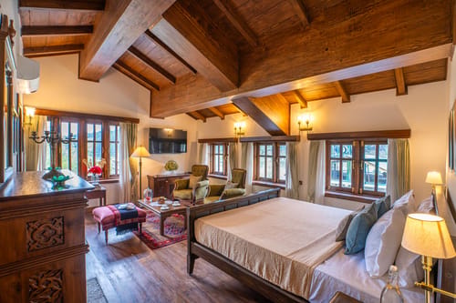 Snowdrop House – 5 bedroom villa in Manali, Himachal Pradesh