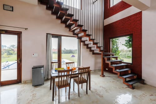 Anantara | 3-BHK | Pet-Friendly Farmstay With Private Pool | Camel Rides & more  – 3 bedroom villa in Neemrana, Rajasthan