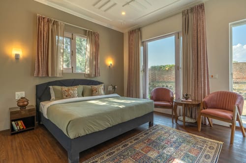 Emaarat Chalet – 10 bedroom villa in Srinagar, Jammu And kashmir