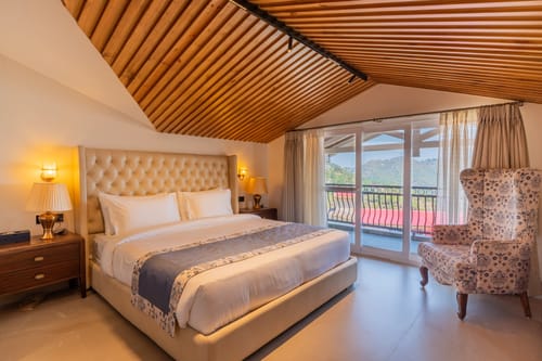 The Royce Daisy | Ultra-Luxe 4-BHK Villa With Private Pool, Jacuzzi, Steam Room & 360° Hill Views – 4 bedroom villa in Kasauli, Himachal Pradesh