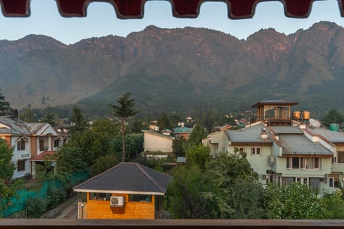 Emaarat Chalet – 10 bedroom villa in Srinagar, Jammu And kashmir