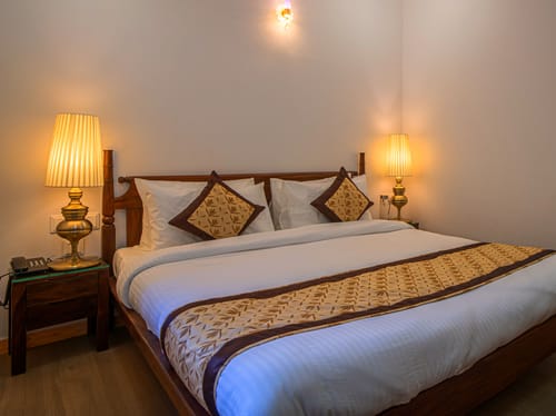 The Urban Escape Bliss | 1 Hillside Classic Room Near Chota Kailash Temple – 1 bedroom villa in Bhimtal, Uttarakhand