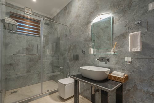 Emaarat Chalet – 10 bedroom villa in Srinagar, Jammu And kashmir