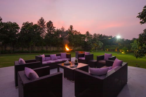 Kaimalgarh Farmstay | Pet–friendly 5-BHK Retreat With Pond, Private Pool, Gazebo & Garden
