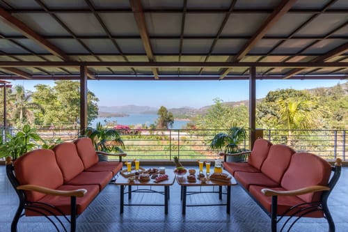 Ekam Lake House - Mulshi