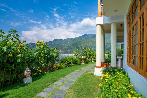 Willow @ The Oakridge W/ Jacuzzi