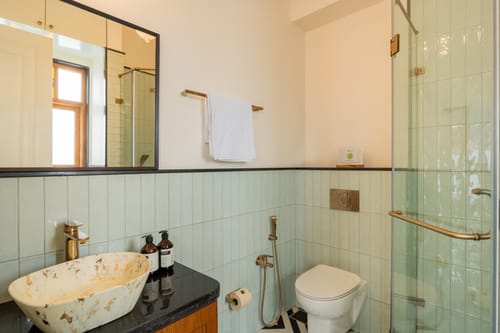 Villa Fleuve | 6-BHK Getaway By the River With Infinity Pool, Lift & Bar Lounge