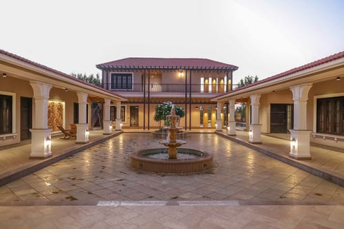 3 Rooms @ Desert Palms