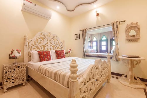 Grande @ Sunset Escape