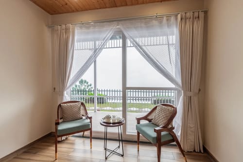 Alpenglow | Pet-friendly 3-BHK Hillside Villa With Garden & Scenic views