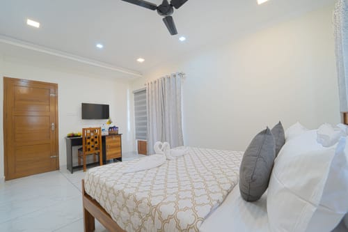 Matts Homestay | 1-Room Lakeside Stay With Common Lounge | Near Finishing Point of Boat Race