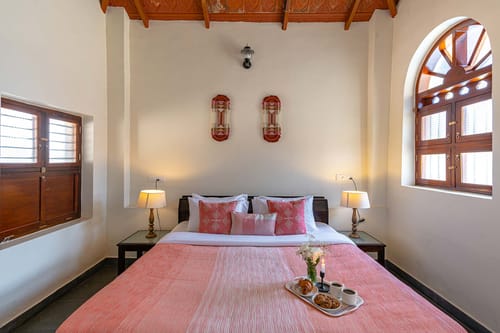 Mocha @ Misty Barn - Oodsey