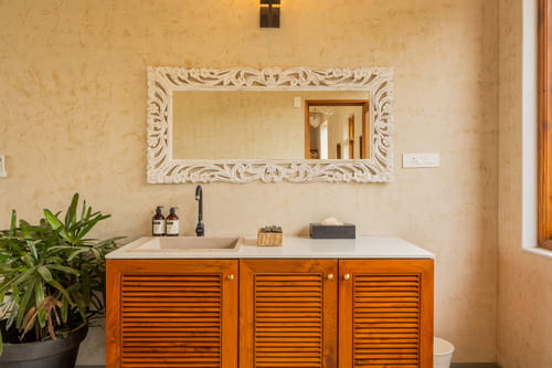 Villa Fleuve | 6-BHK Getaway By the River With Infinity Pool, Lift & Bar Lounge