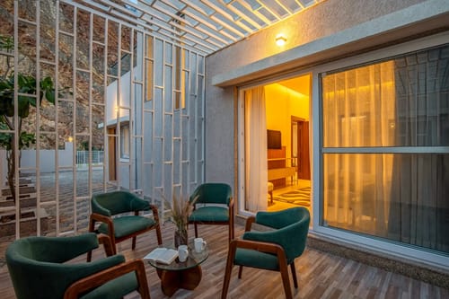 Shourya Eden | 3-BHK | Pvt Pool & Garden | Scenic Views