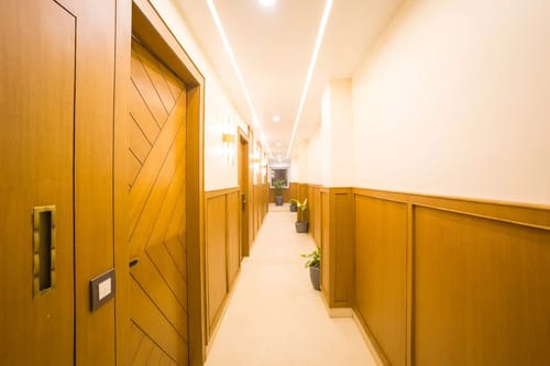 Evaara Woods Ridge | 3-BHK Hideaway With Common Balcony & Garden