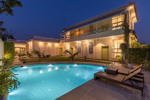 Coral @ The Pastel Courtyard