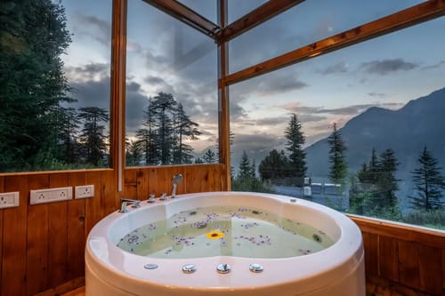 Van Gogh's Treehouse|Jacuzzi|Bonfire|Starry Nights