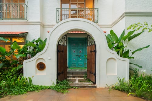 Amayah Rasa | 4-BHK Opulent Villa With Steam Room, Open Shower, Private Pool & Lift