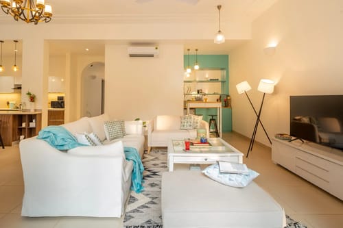 Lumin | 4-BHK | Pvt Pool | Garden | Bar