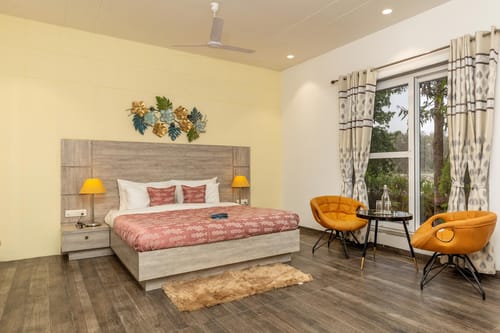 Oak @ Corbett Calling