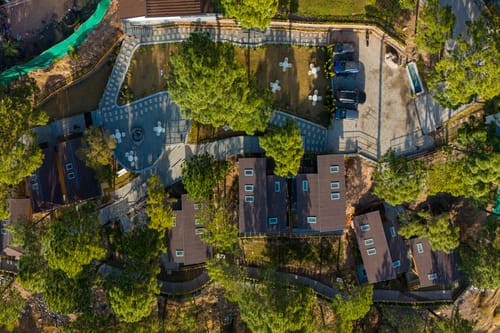  Sirmour Baag Rose | Cosy Pet-friendly Hill Cottage With Balcony, Common Garden & Restaurant 