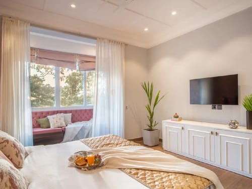 Suntuarios Casa Ivy | 4-BHK | Pvt Pool | Jacuzzi | Gazebo | Lift