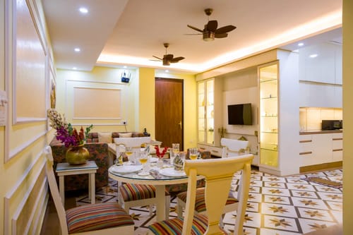 Tranquil 2-BHK Villa by Ganges, 5 Mins from Triveni Ghat