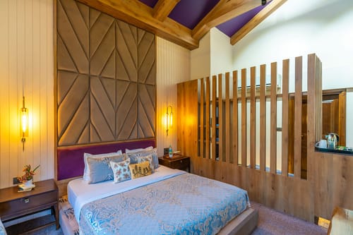 Teak @ Swiss Chalet - Tangmarg - 3BR