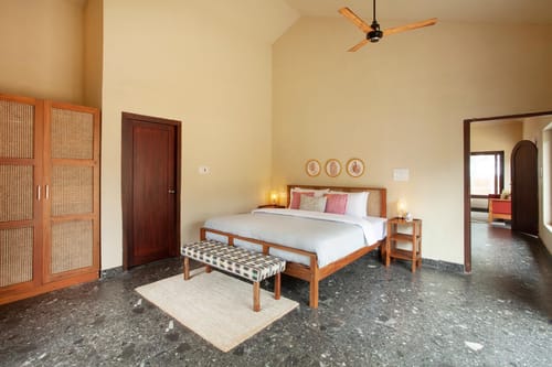 Shore @ Villa Marina - By the Sea